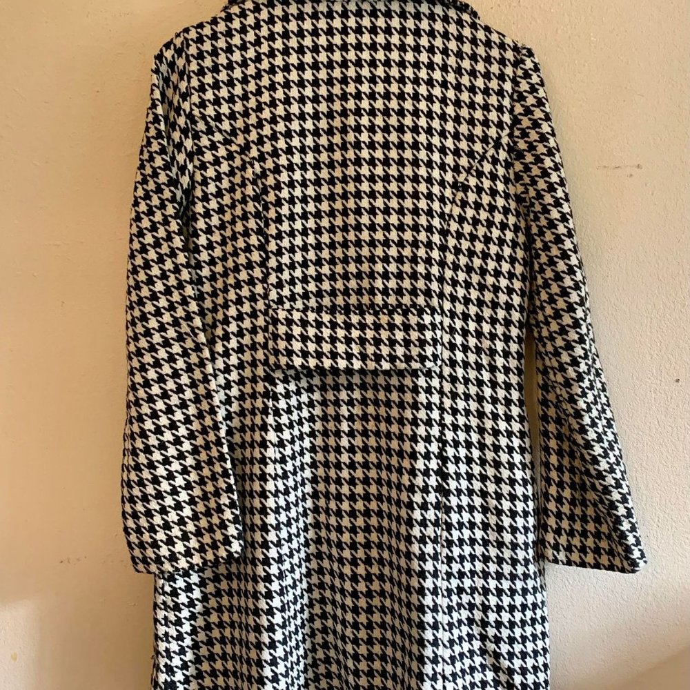 Vintage Houndstooth pattern coat - Picture 2 of 6